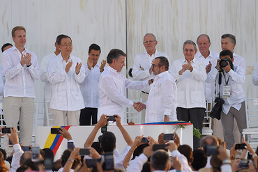 El Gobierno de Colombia y las FARC firman el Acuerdo de Paz