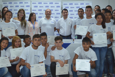 BBVA entrega 170 becas de formación tecnológica en Colombia
